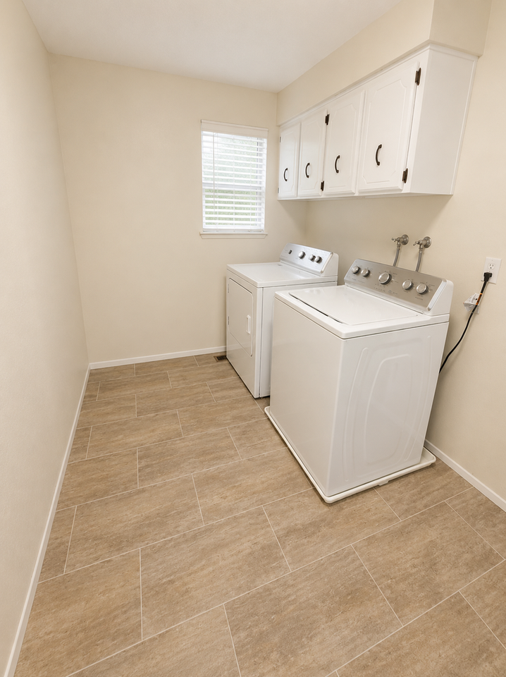 11741 Vail Rd Se - Photo 5 of 16