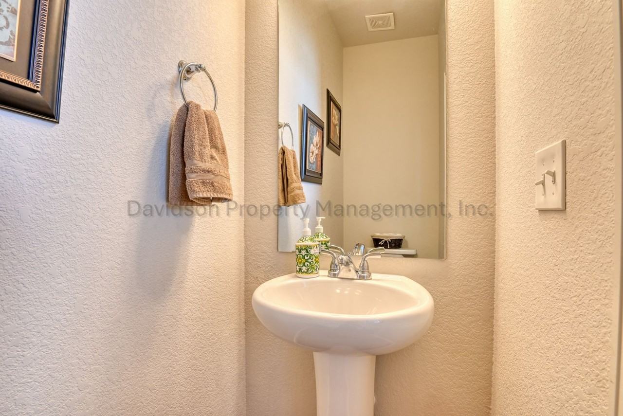 7050 Silvergrass Dr - Photo 6 of 15