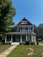 featured image of 1638 Sanderson Ave