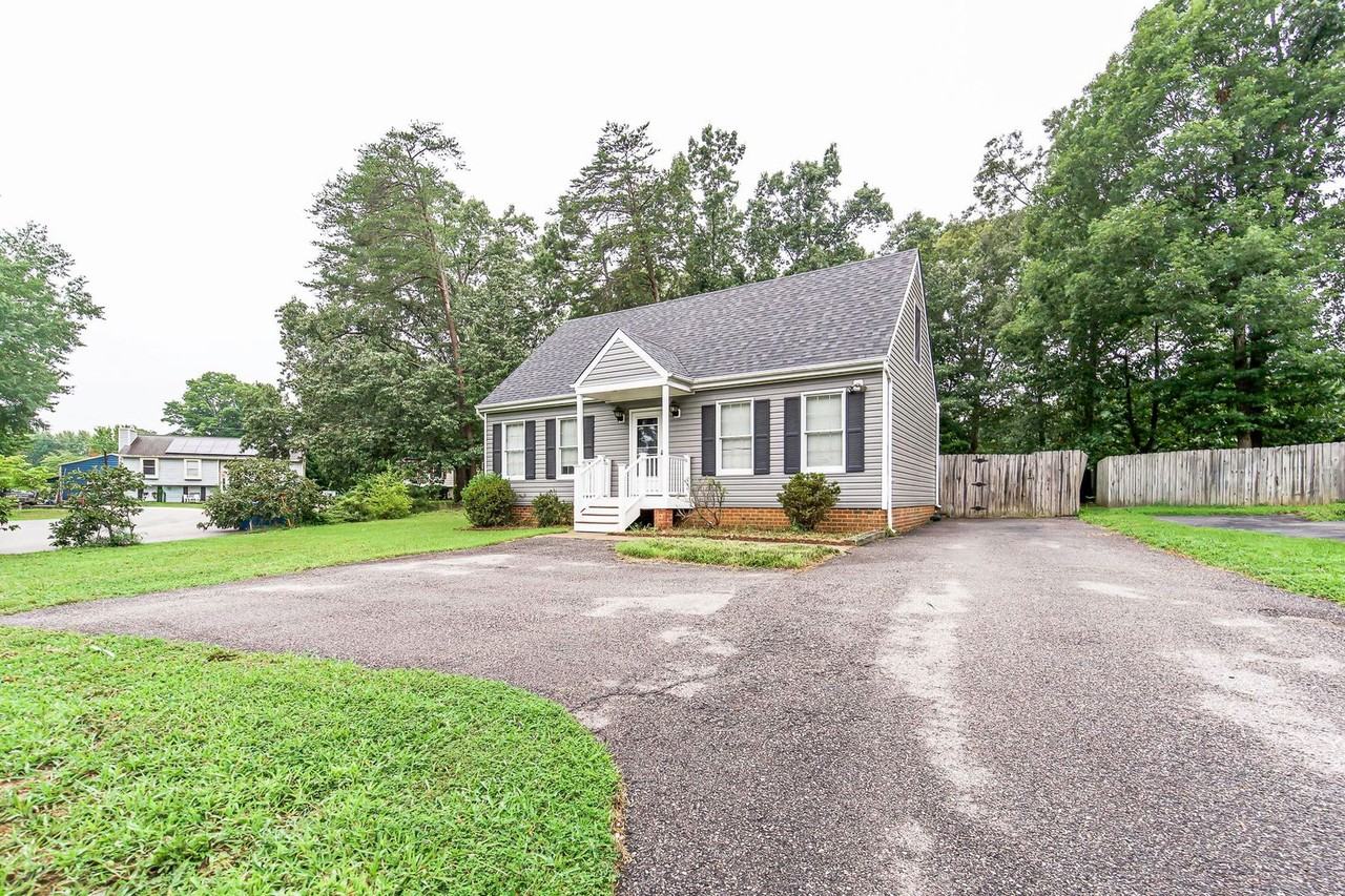 10504 Moorwood Ridge Cir - Photo 2 of 26