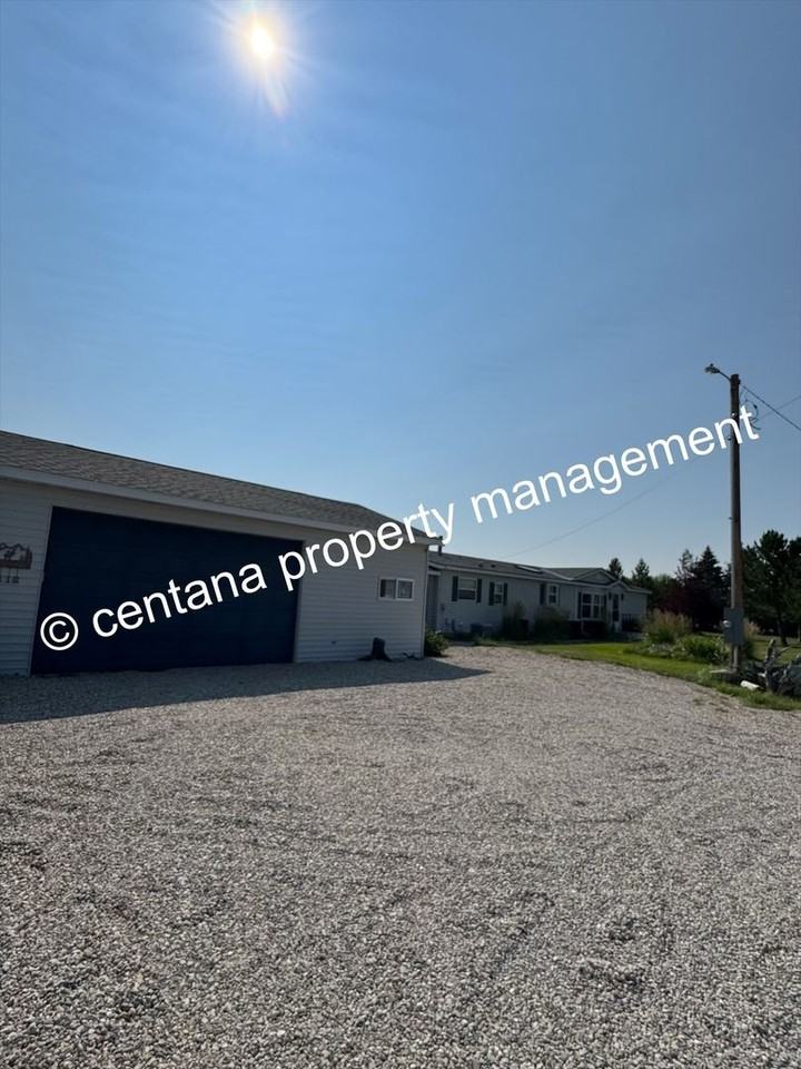 1112 Smith St - Photo 2 of 20