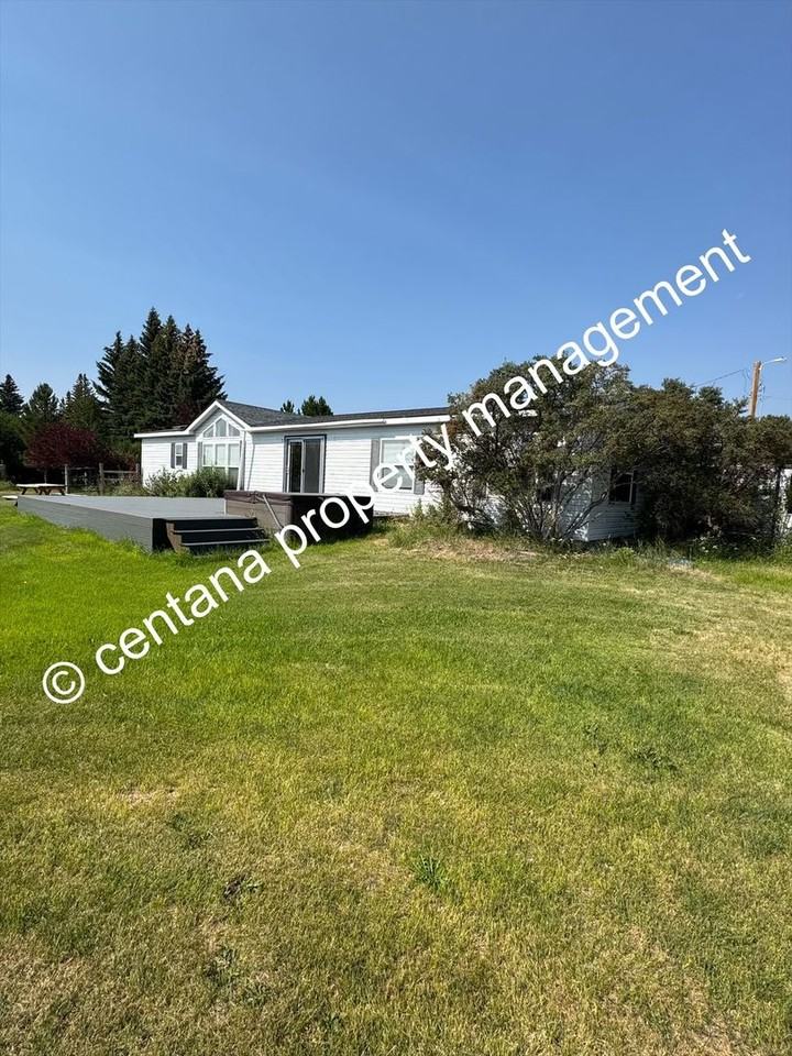 1112 Smith St - Photo 4 of 20