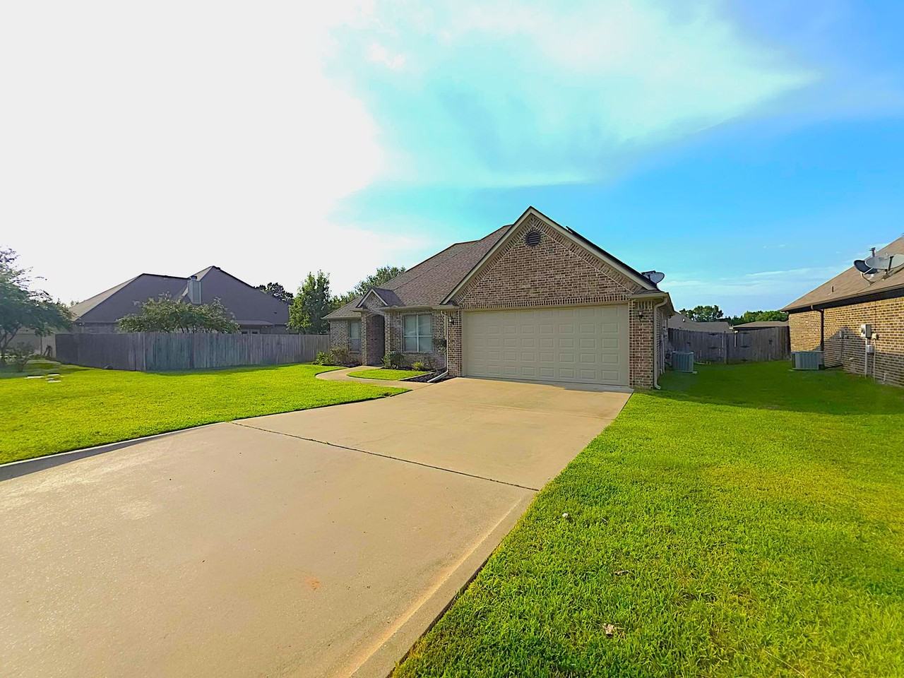11864 Poydras - Photo 2 of 50