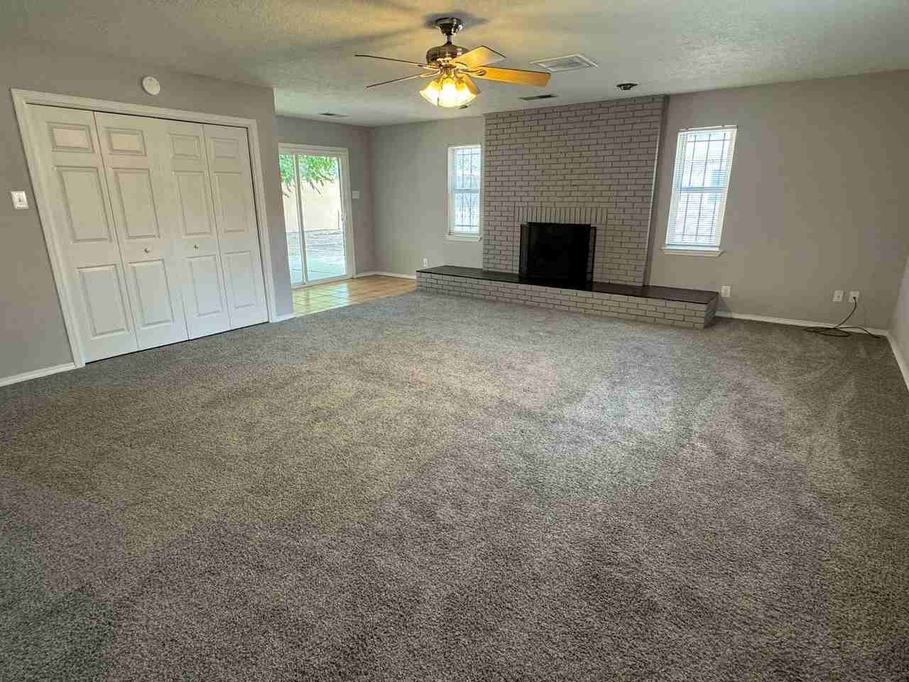 2551 Aspen Ave Nw - Photo 4 of 20