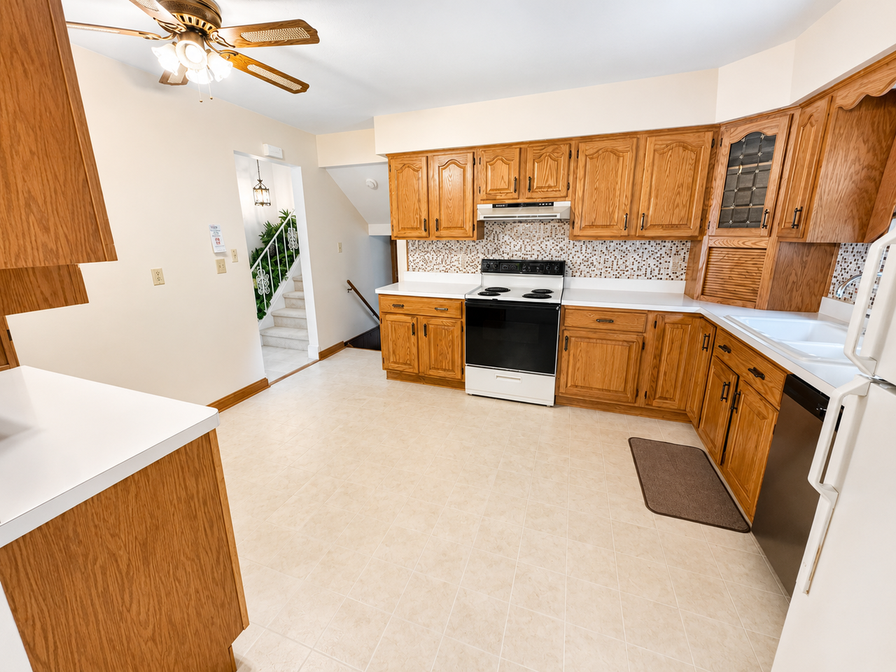 4744 Carsten Ln - Photo 7 of 24