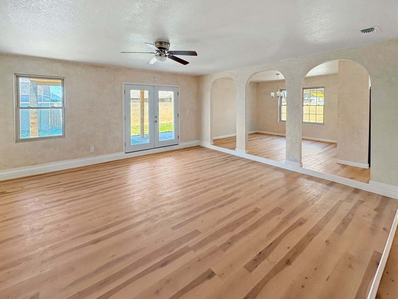 3521 Camino Real - Photo 2 of 11