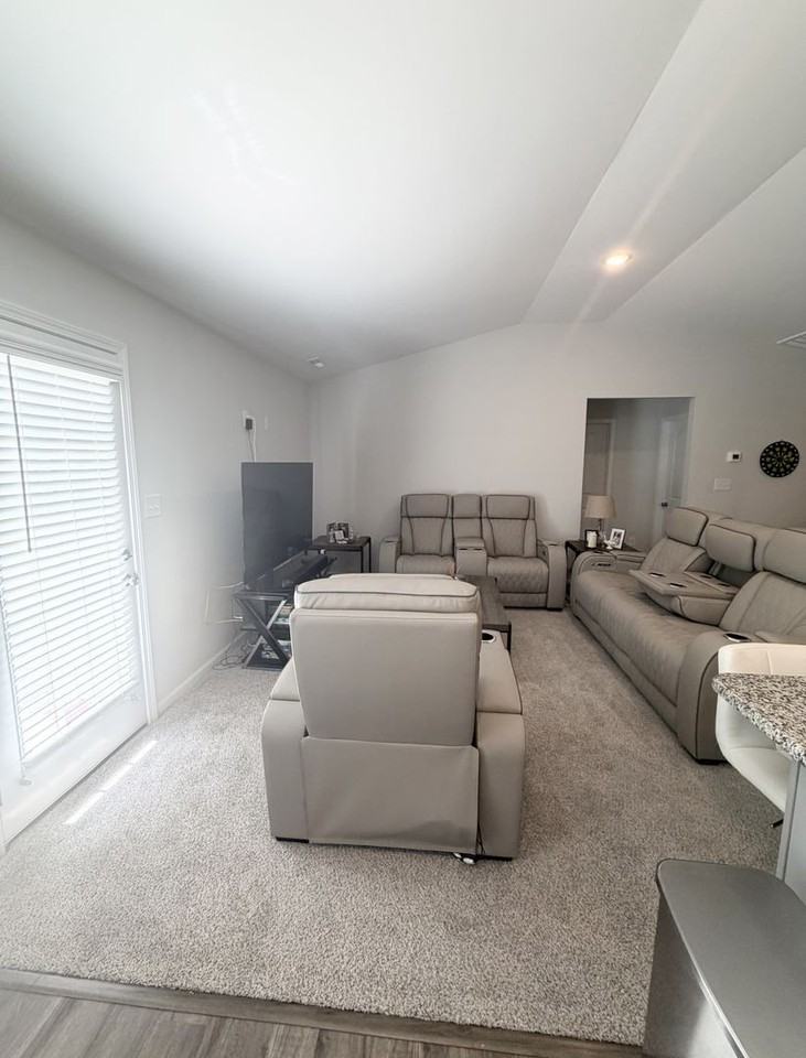 4036 Shire St - Photo 4 of 14