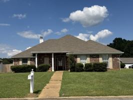 featured image of 624 Oak Ridge Way #1