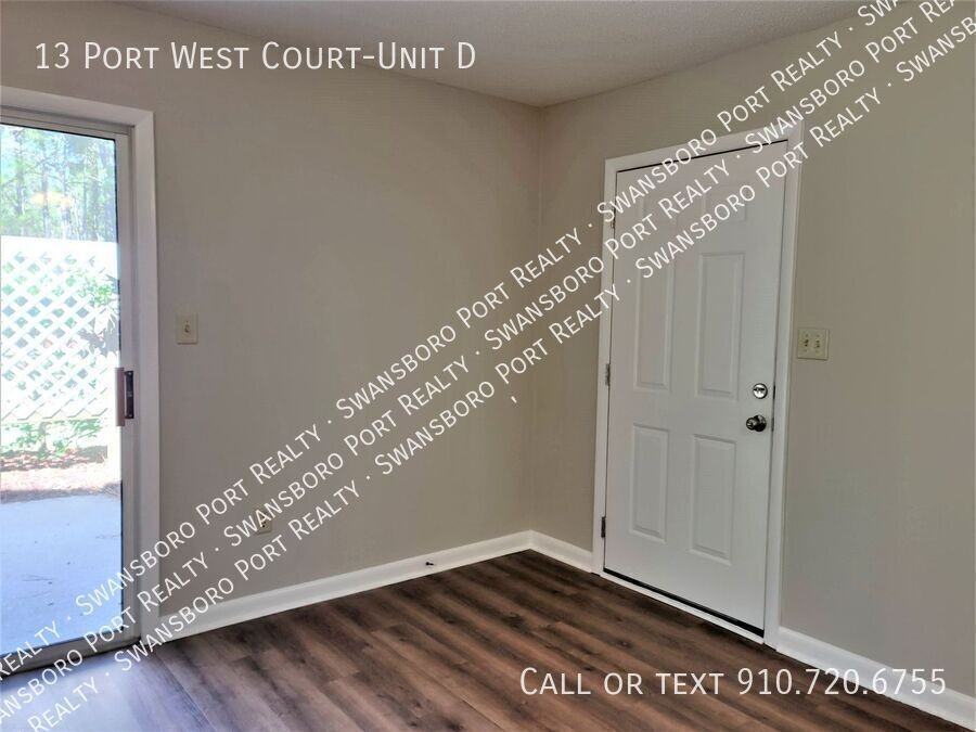 PORT WEST COURT-UNIT D & - Photo 4 of 21