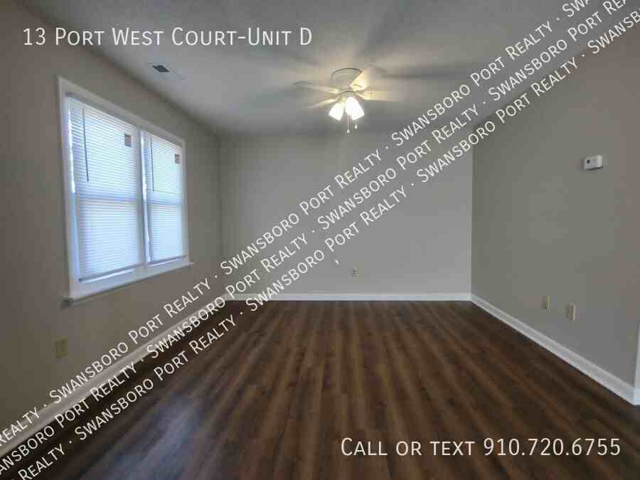 PORT WEST COURT-UNIT D & - Photo 5 of 21