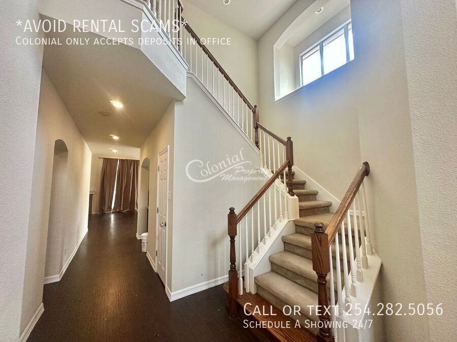 1706 Gypsum Ct - Photo 4 of 20
