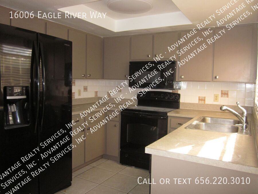 16006 Eagle River Way - Photo 2 of 16