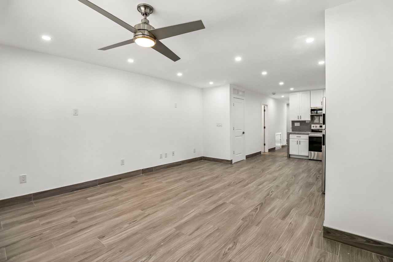 445 Garrison St #43 - Photo 6 of 42