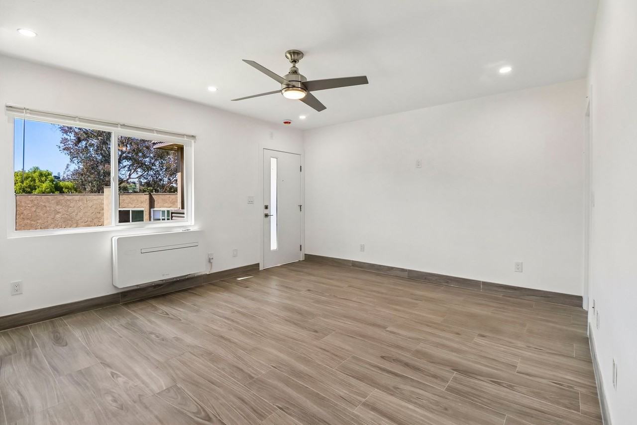 445 Garrison St #31 - Photo 2 of 35
