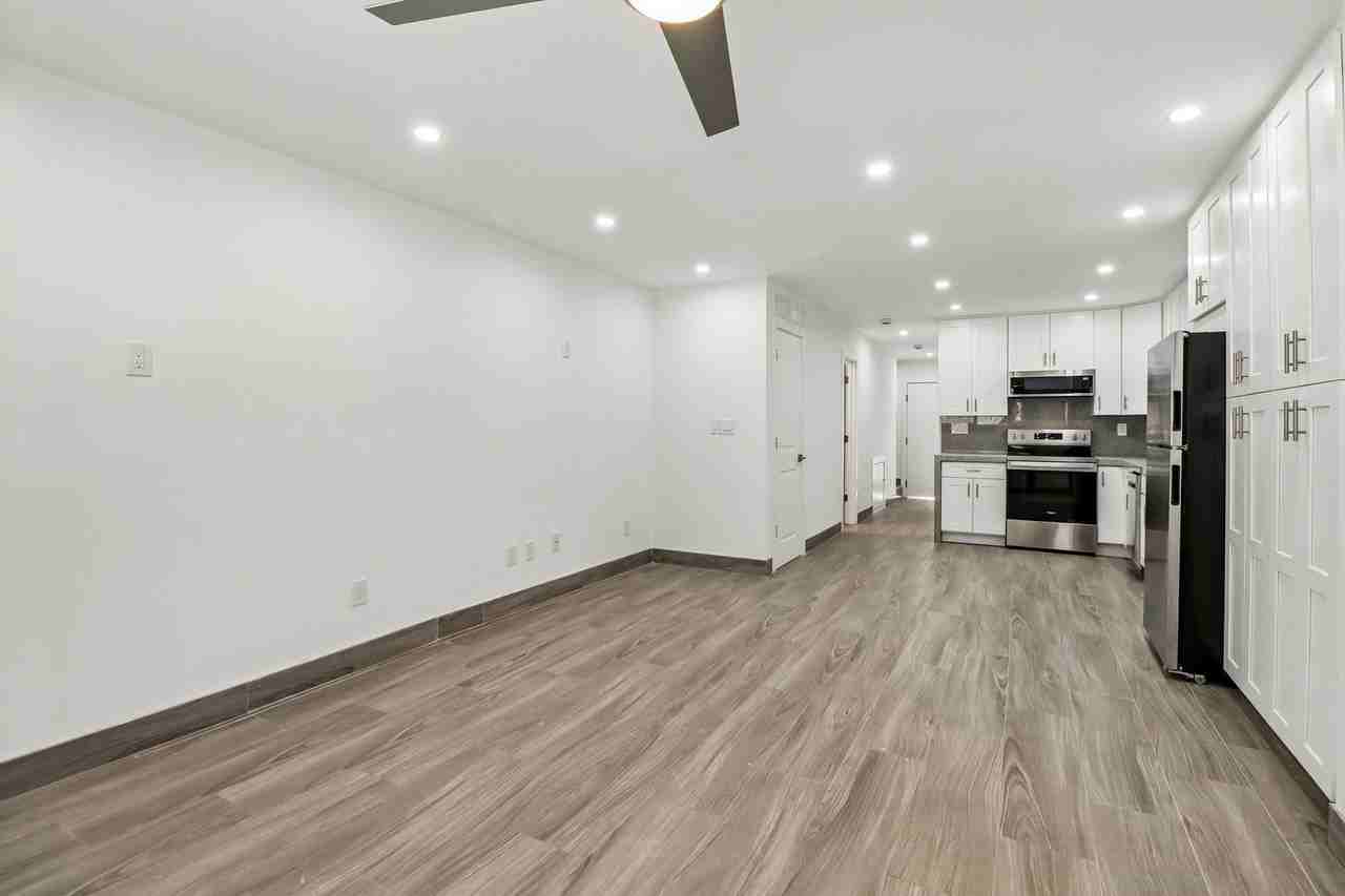 445 Garrison St #42 - Photo 3 of 42
