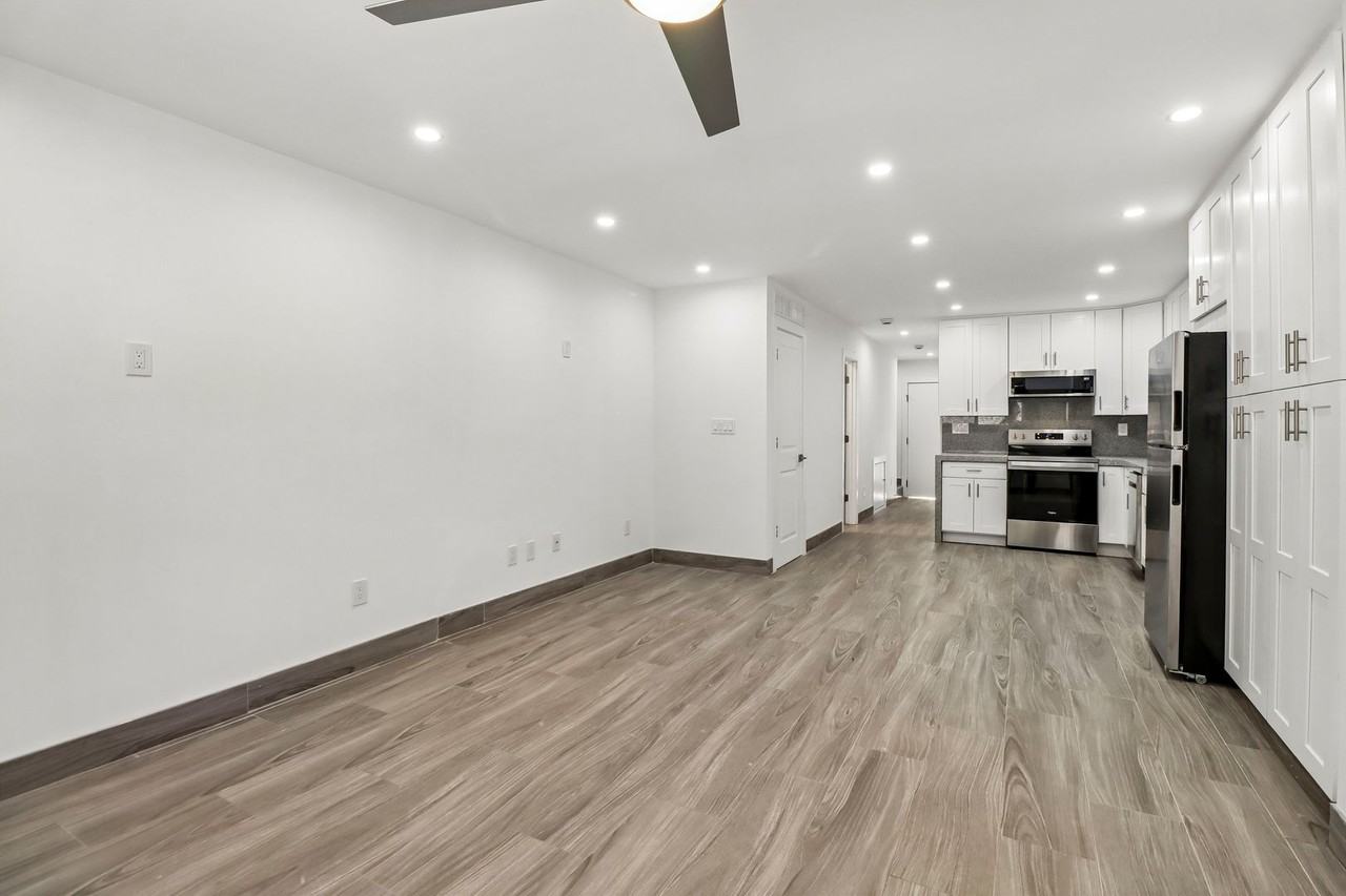 445 Garrison St #45 - Photo 3 of 42