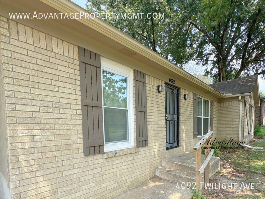 4092 Twilight Ave - Photo 2 of 24