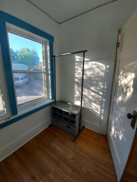 811 N 24th St - Photo 3 of 22