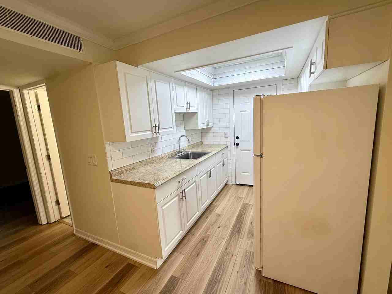 616 S Betty Ln #616-2 - Photo 4 of 10