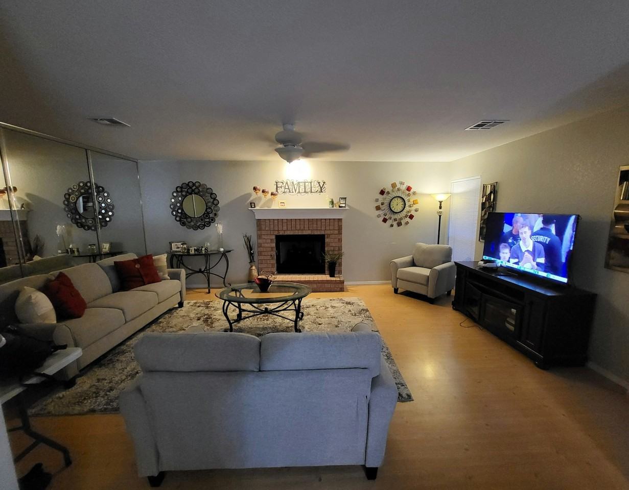 1205 W Richmond St - Photo 5 of 7