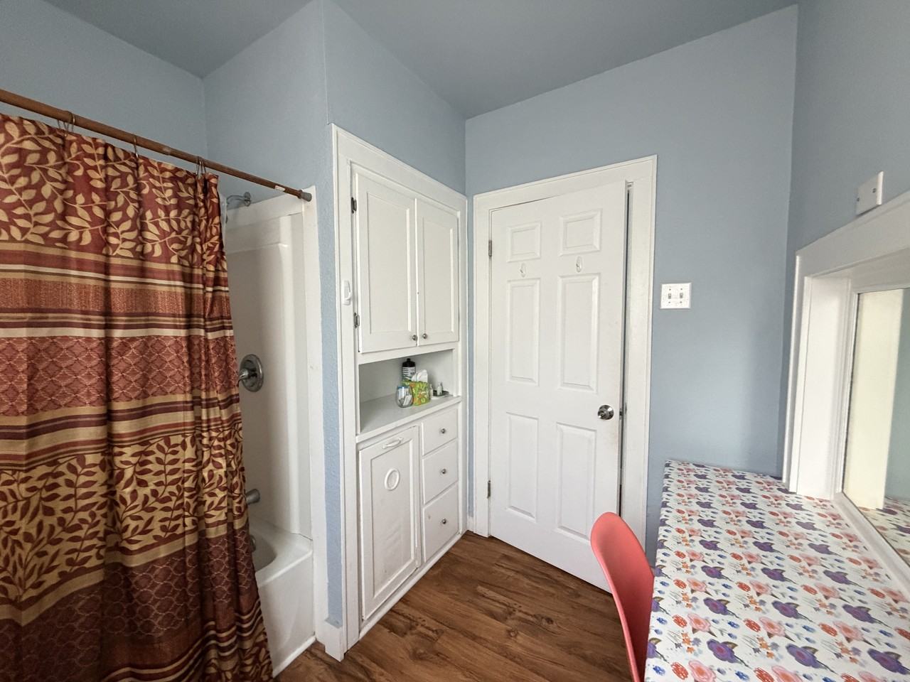 1621 6th St #2 - Photo 7 of 14