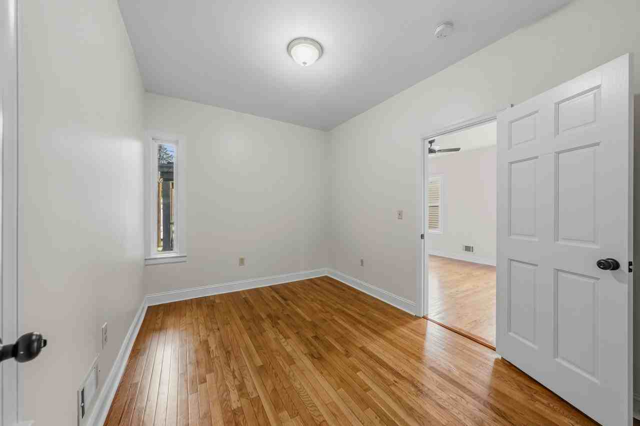 136-138 Elm Street - 1 FL #1FL - Photo 4 of 27