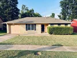featured image of 18529 E 3rd St #1