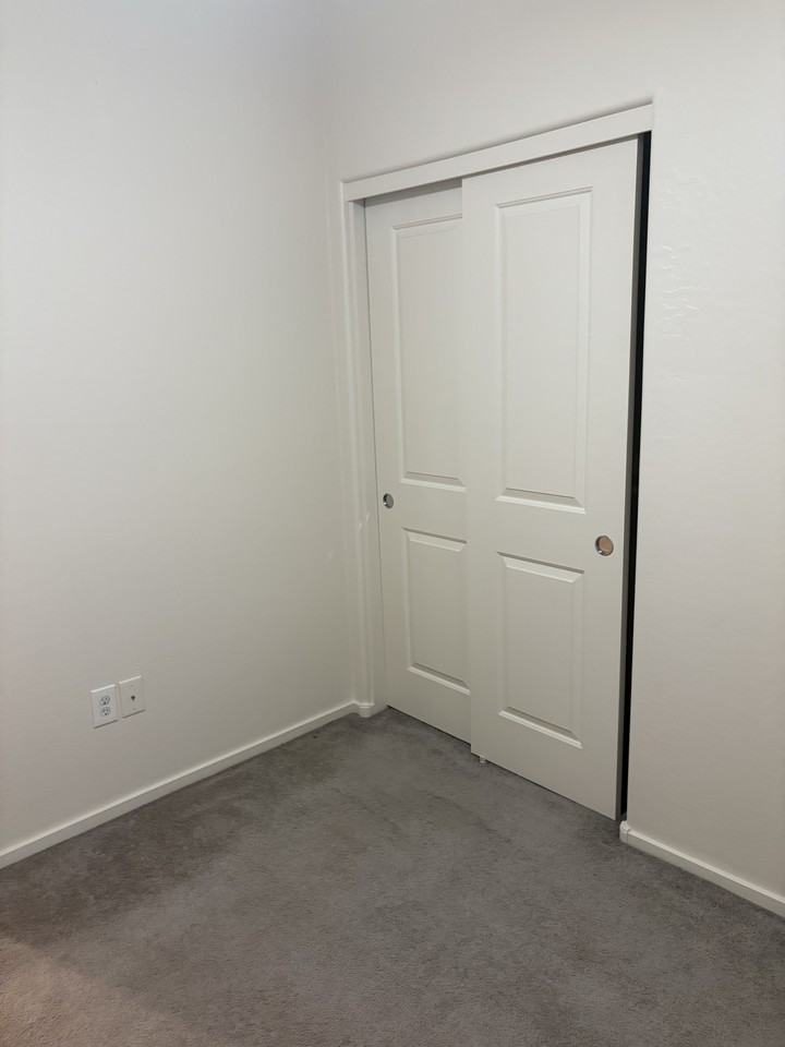 2321 E Hidalgo Ave #1 - Photo 3 of 8
