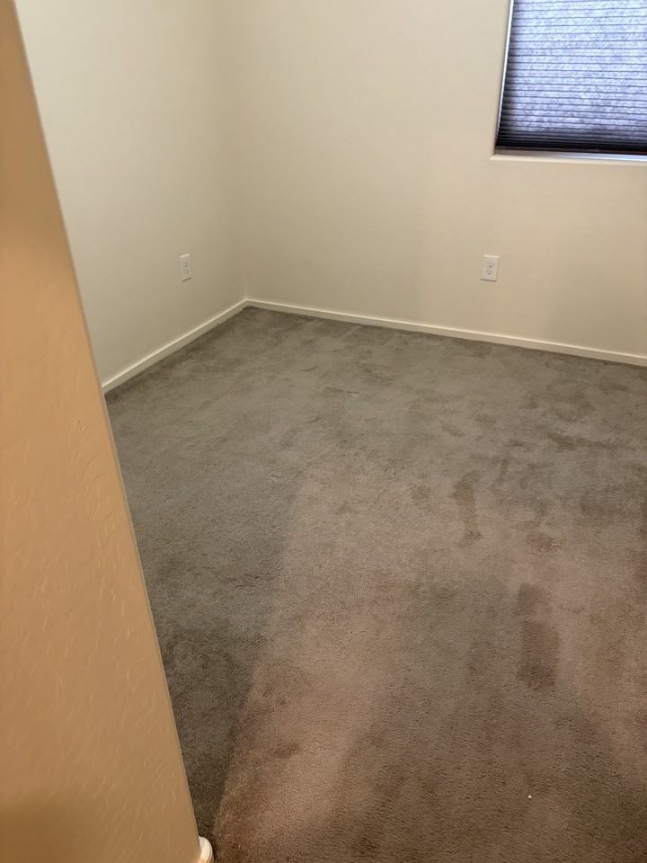 2321 E Hidalgo Ave #1 - Photo 5 of 8