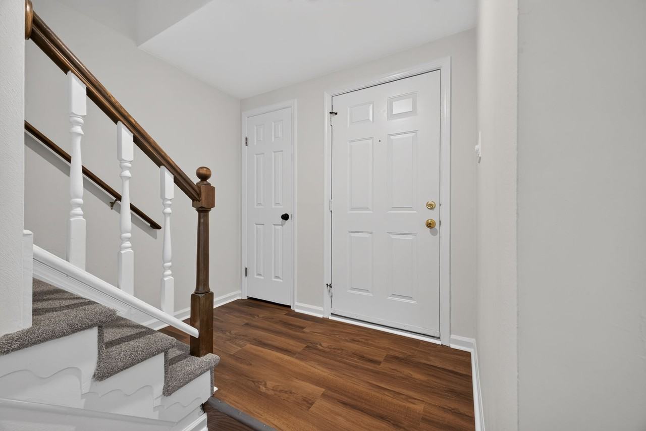 1031 Still Harbor Cir #1 - Photo 3 of 24