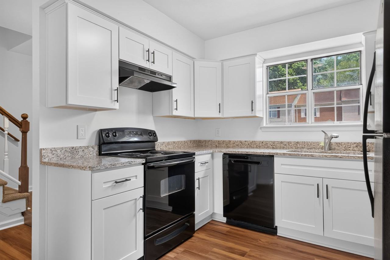 1031 Still Harbor Cir #1 - Photo 5 of 24