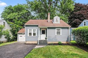 featured image of 274 Newton Rd