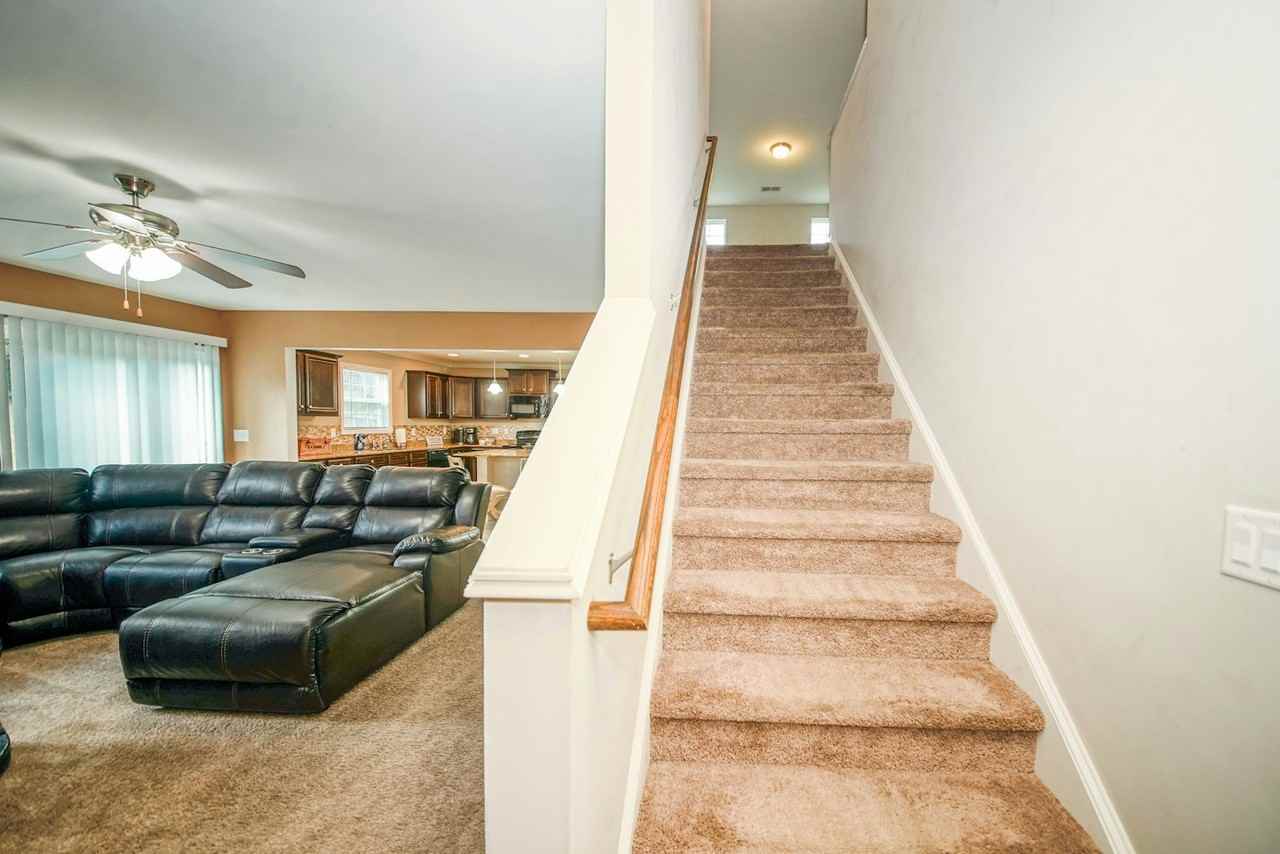 258 Loop Road - Photo 2 of 19