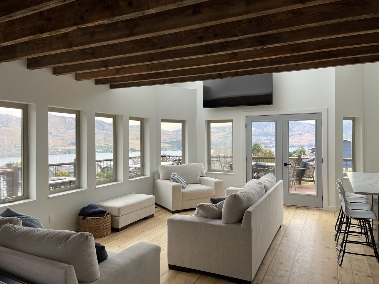 308 Butte Rd #1 - Photo 4 of 16