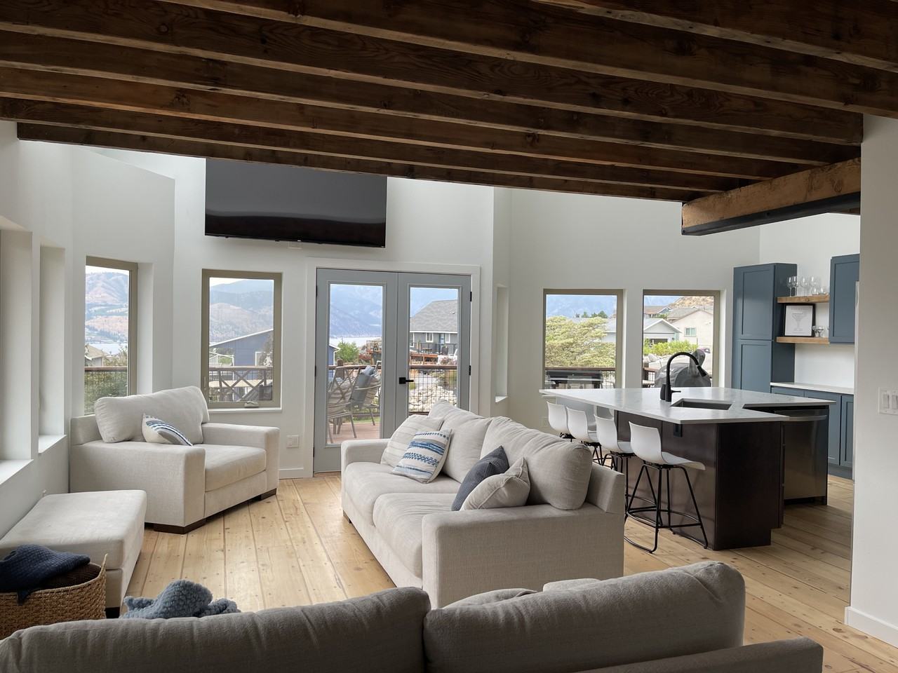308 Butte Rd #1 - Photo 5 of 16