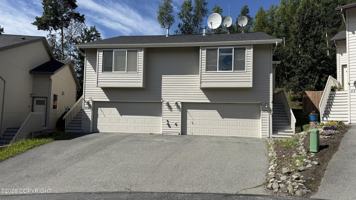 featured image of 8953 Eagle Place Loop