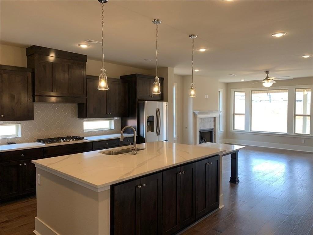 616 Mill Pond Way - Photo 2 of 23