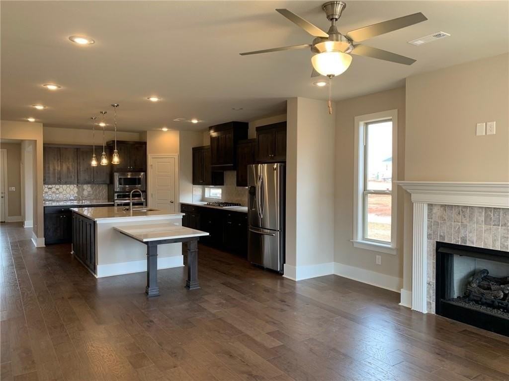 616 Mill Pond Way - Photo 6 of 23