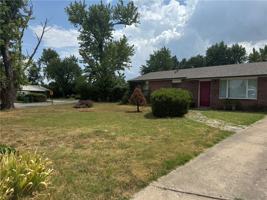 featured image of 708 N 12th Pl