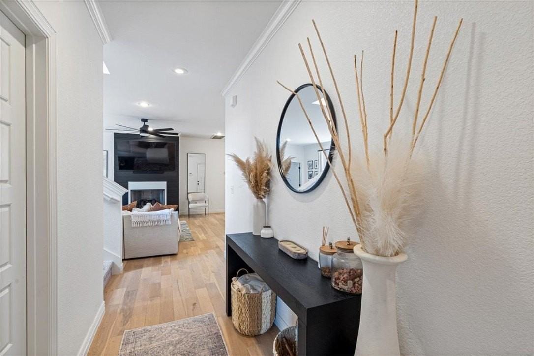 1410 Park St - Photo 5 of 30