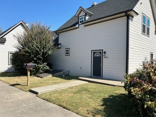 409 W Maple Ave #B - Photo 2 of 22