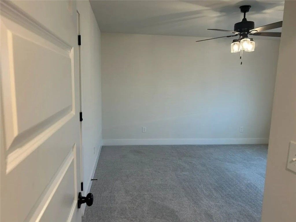 1141 Red Maple St - Photo 6 of 15