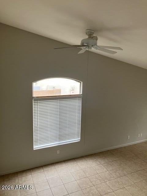 16042 W Latham St - Photo 5 of 30