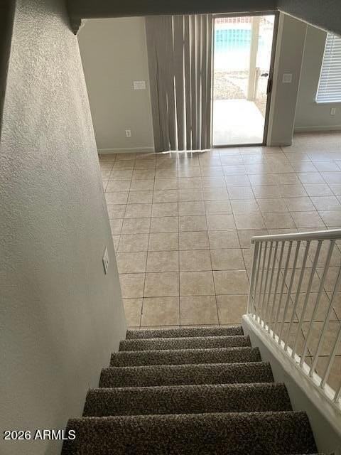 16042 W Latham St - Photo 7 of 30