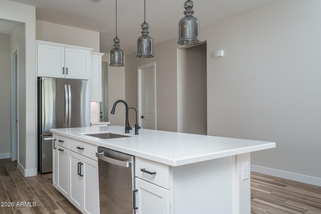 5888 N 206th Ln - Photo 5 of 35