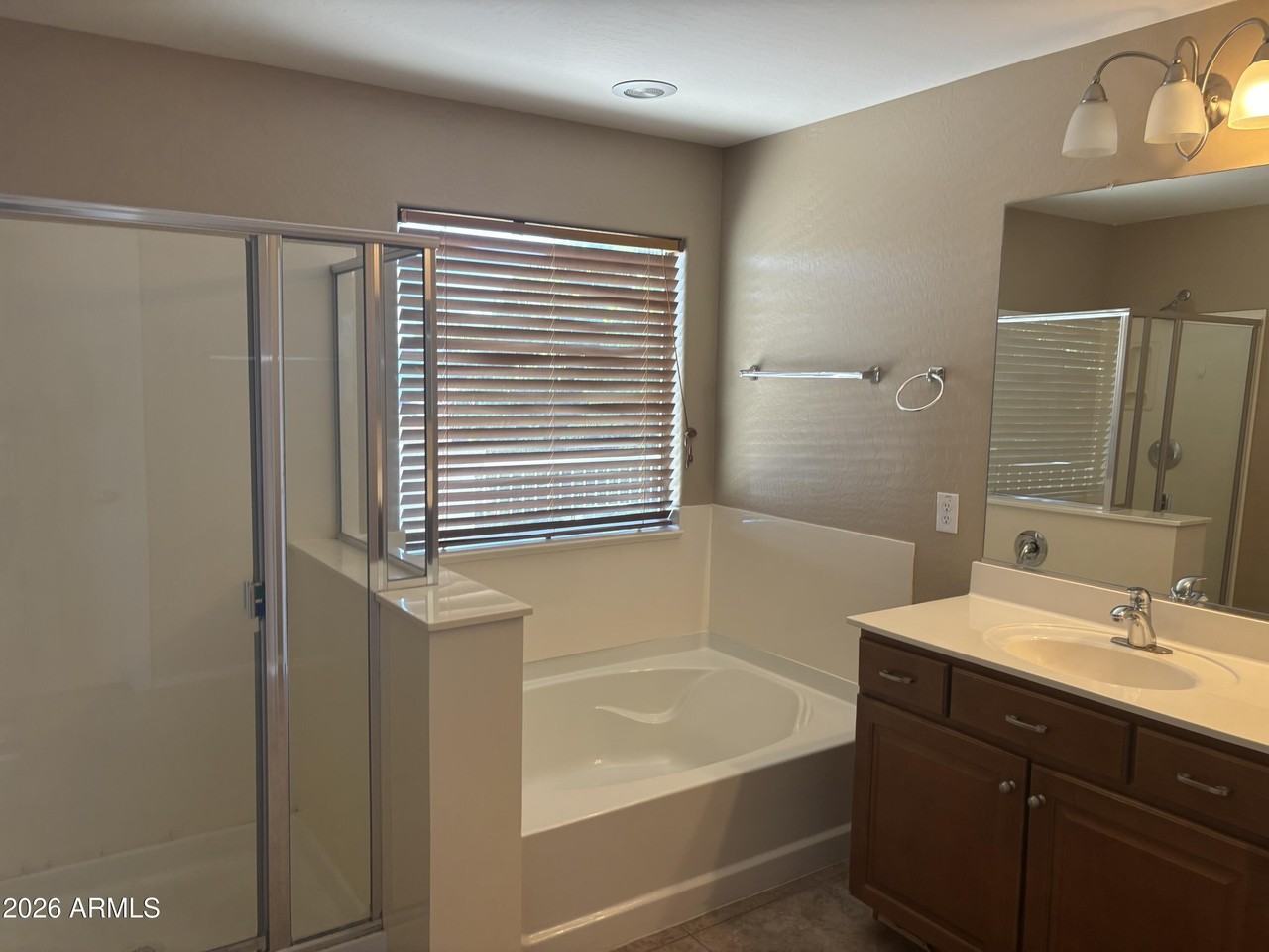 18045 W Carol Ave - Photo 5 of 17