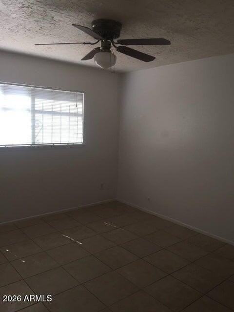 1233 E Henry St #B - Photo 5 of 13
