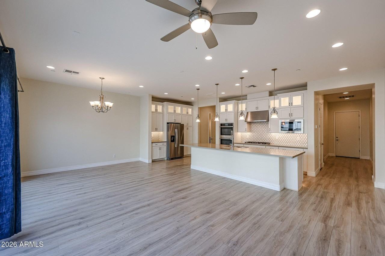 25428 N 19th Dr - Photo 6 of 41