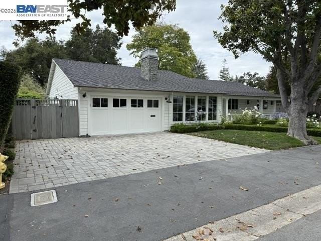 361 Claire Pl - Photo 2 of 19