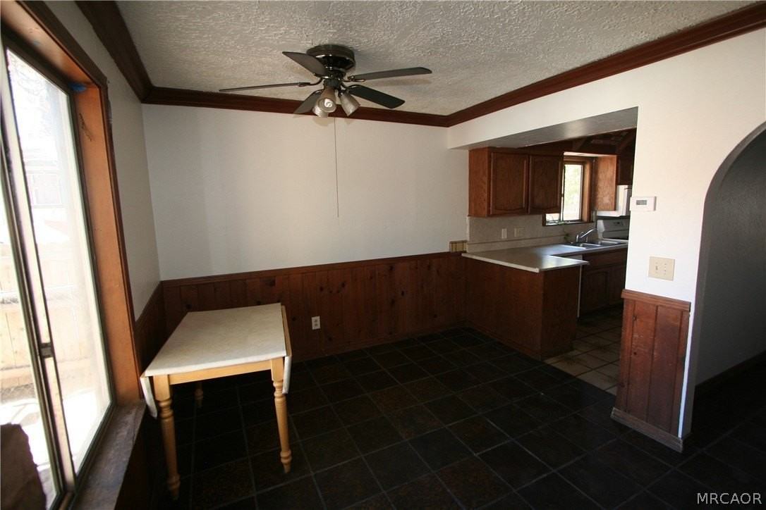 1109 W Aeroplane Blvd - Photo 5 of 16